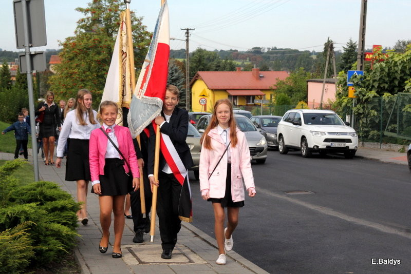 Pierwszy dzwonek w Osiecznej (zdjęcia)