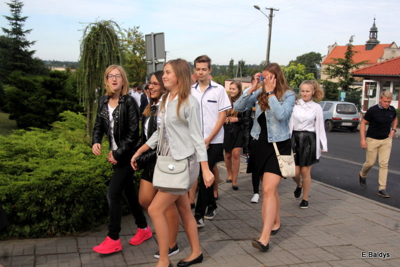 Pierwszy dzwonek w Osiecznej (zdjęcia)