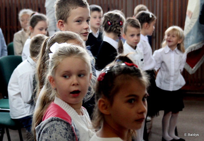 Pierwszy dzwonek w Osiecznej (zdjęcia)