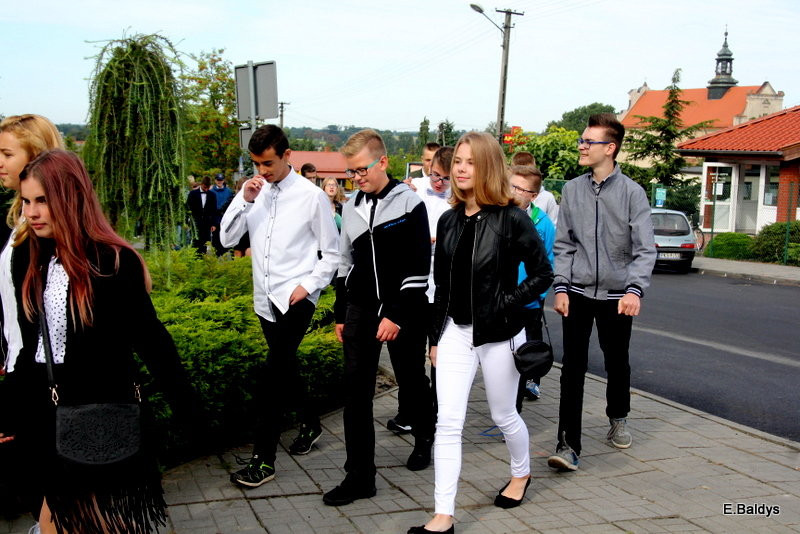 Pierwszy dzwonek w Osiecznej (zdjęcia)