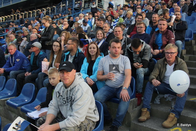 Zobacz siebie na meczu Unia - Falubaz (zdjęcia)