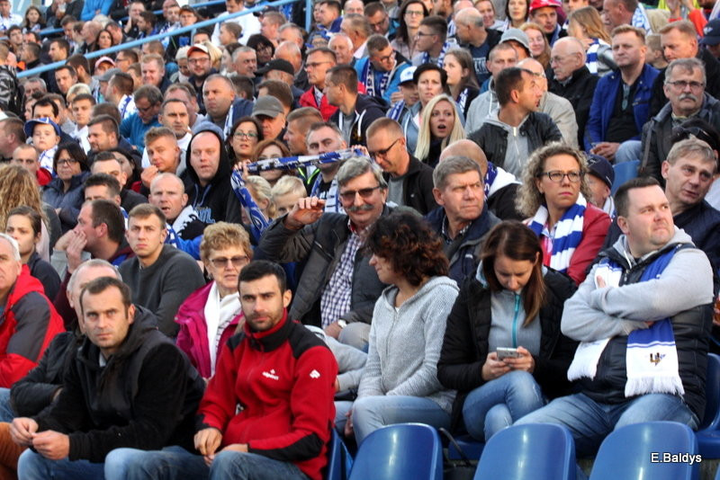 Zobacz siebie na meczu Unia - Falubaz (zdjęcia)