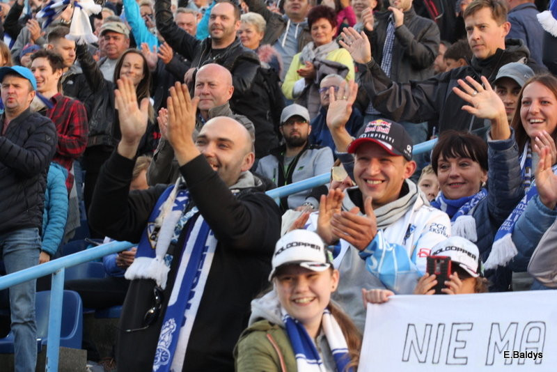 Zobacz siebie na meczu Unia - Falubaz (zdjęcia)