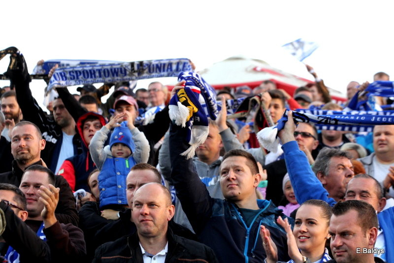 Zobacz siebie na meczu Unia - Falubaz (zdjęcia)