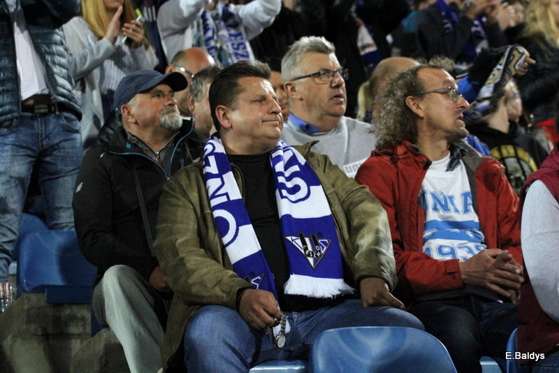 Zobacz siebie na meczu Unia - Falubaz (zdjęcia)