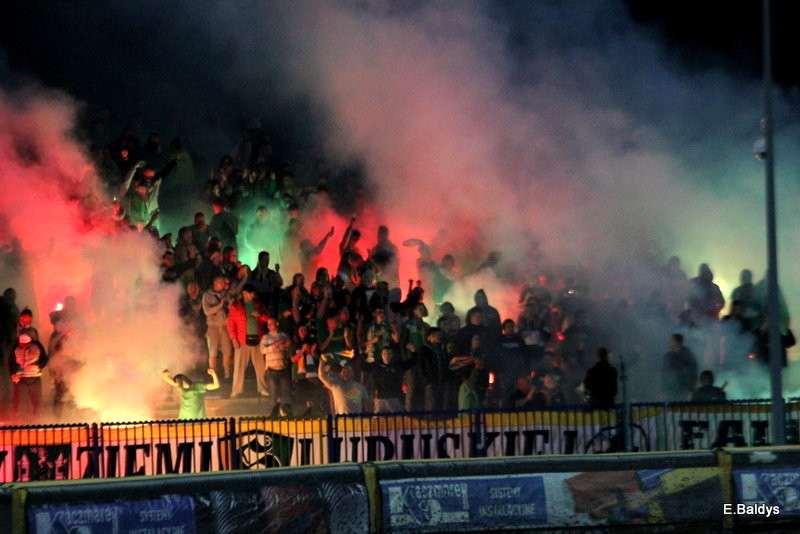 Zobacz siebie na meczu Unia - Falubaz (zdjęcia)