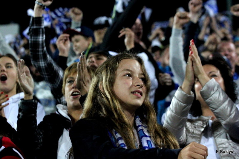 Zobacz siebie na meczu Unia - Falubaz (zdjęcia)