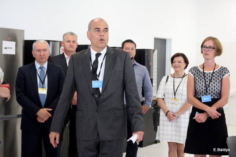 Holenderska fabryka VMI otwarta (zdjęcia)