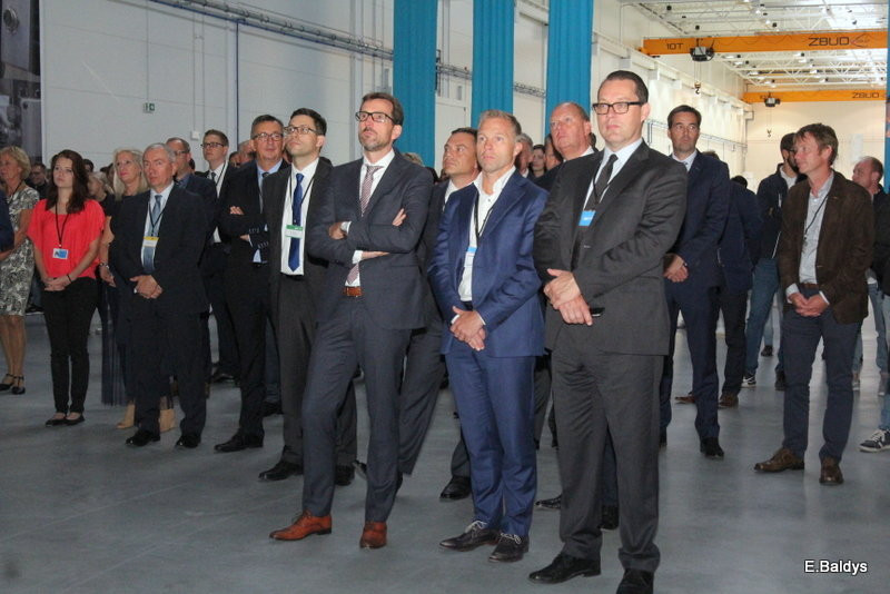 Holenderska fabryka VMI otwarta (zdjęcia)