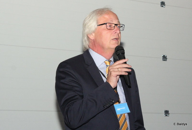 Holenderska fabryka VMI otwarta (zdjęcia)