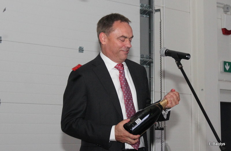 Holenderska fabryka VMI otwarta (zdjęcia)