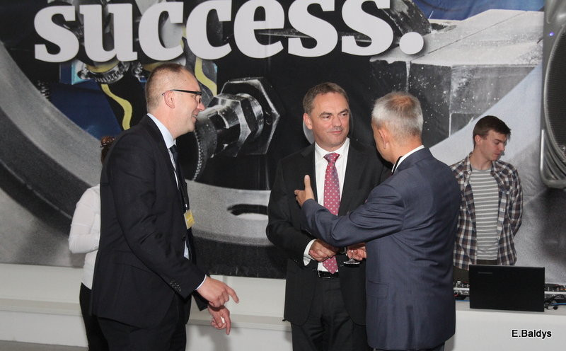 Holenderska fabryka VMI otwarta (zdjęcia)