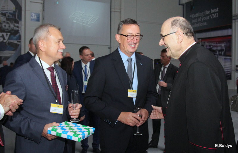 Holenderska fabryka VMI otwarta (zdjęcia)