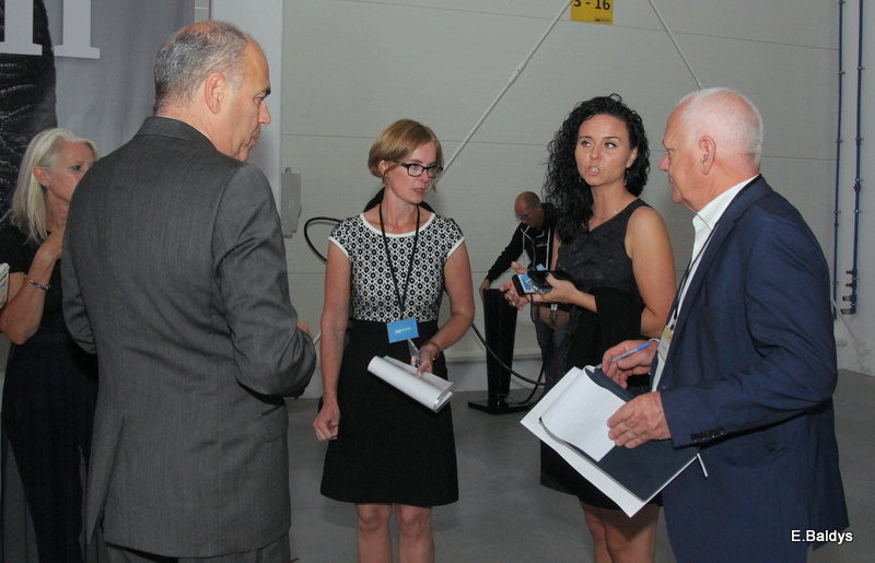 Holenderska fabryka VMI otwarta (zdjęcia)