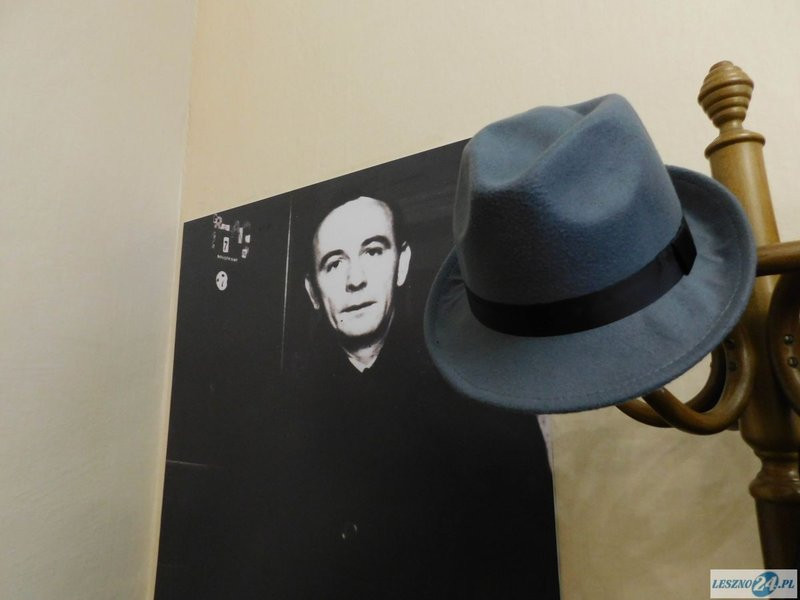 W bibliotece jest pokój Grochowiaka (zdjęcia)