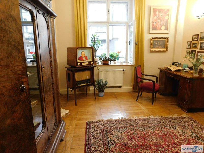 W bibliotece jest pokój Grochowiaka (zdjęcia)