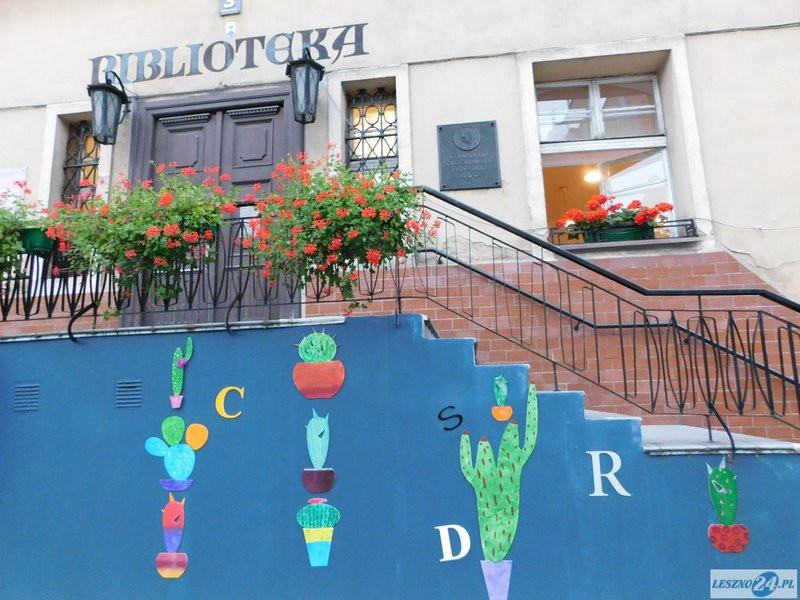 W bibliotece jest pokój Grochowiaka (zdjęcia)