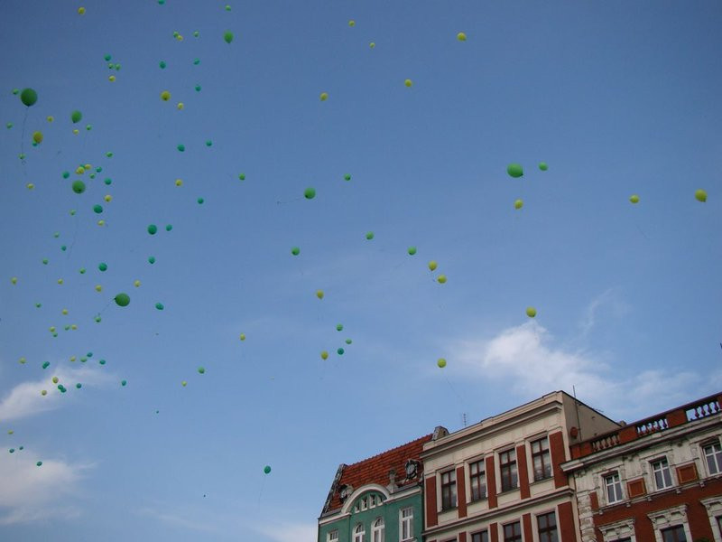 Dzieci i młodzież powitali króla (zdjęcia)