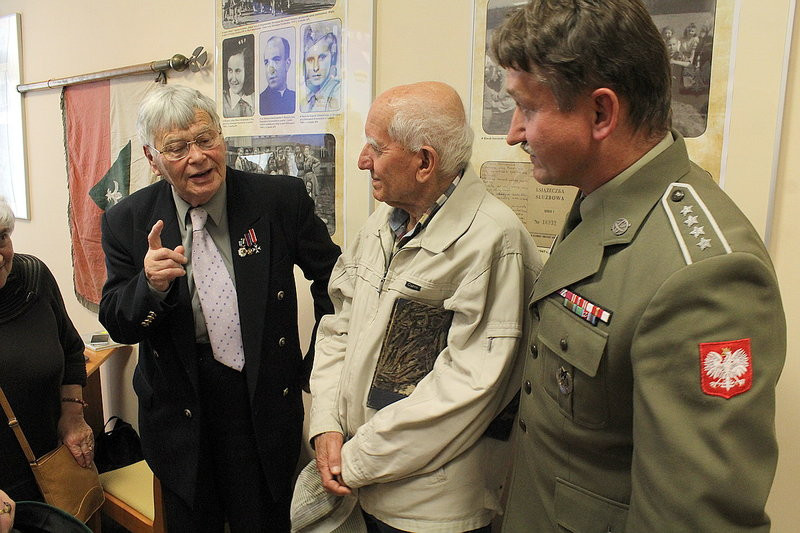 Harcerska wystawa i wspomnienia (zdjęcia)