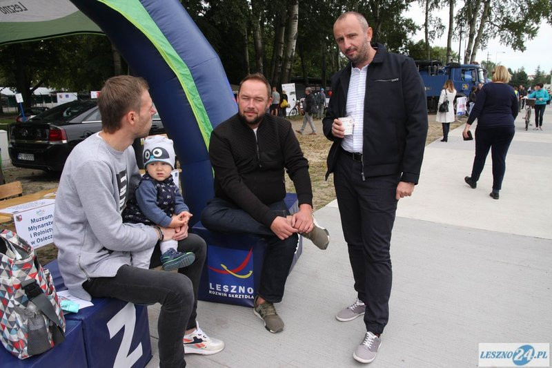 Wielki festyn przy stadionie (zdjęcia)