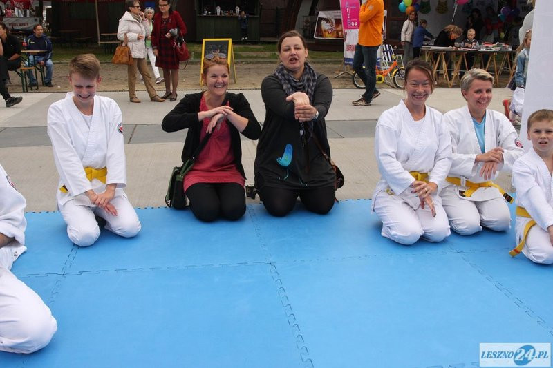 Wielki festyn przy stadionie (zdjęcia)