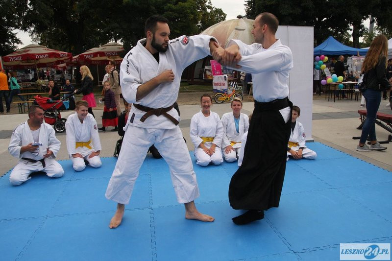 Wielki festyn przy stadionie (zdjęcia)