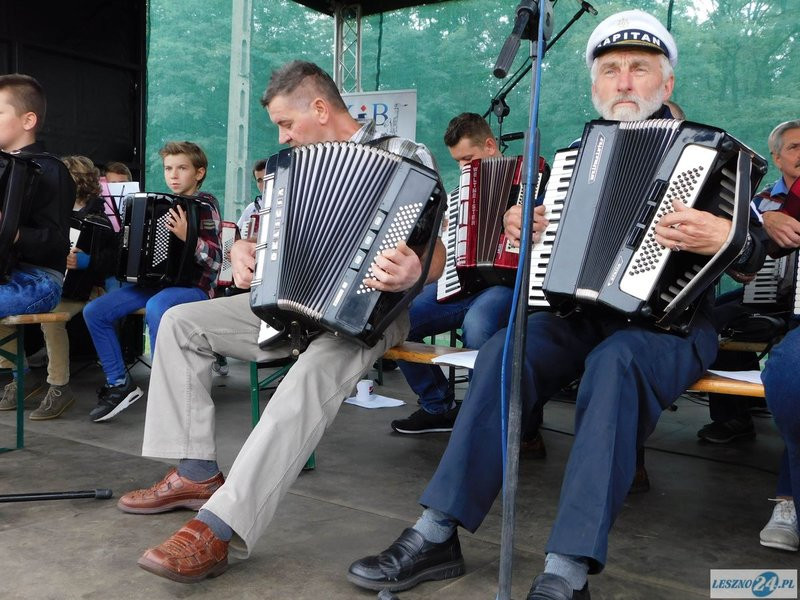 Koncert na prawie 30 akordeonów