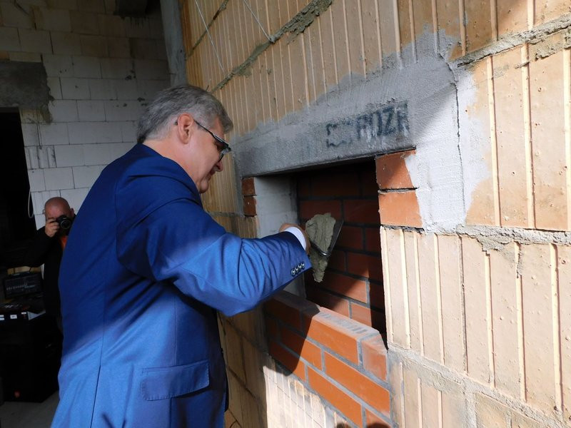 Dzisiaj wmurowali, otworzą za 50 lat (zdjęcia)