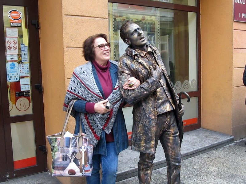 Grochowiak chodzi po Lesznie (zdjęcia)