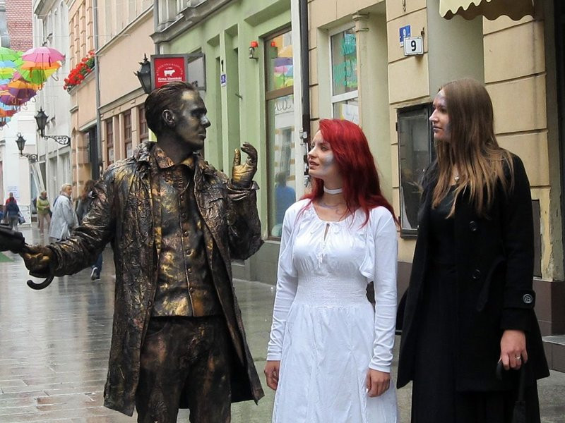 Grochowiak chodzi po Lesznie (zdjęcia)