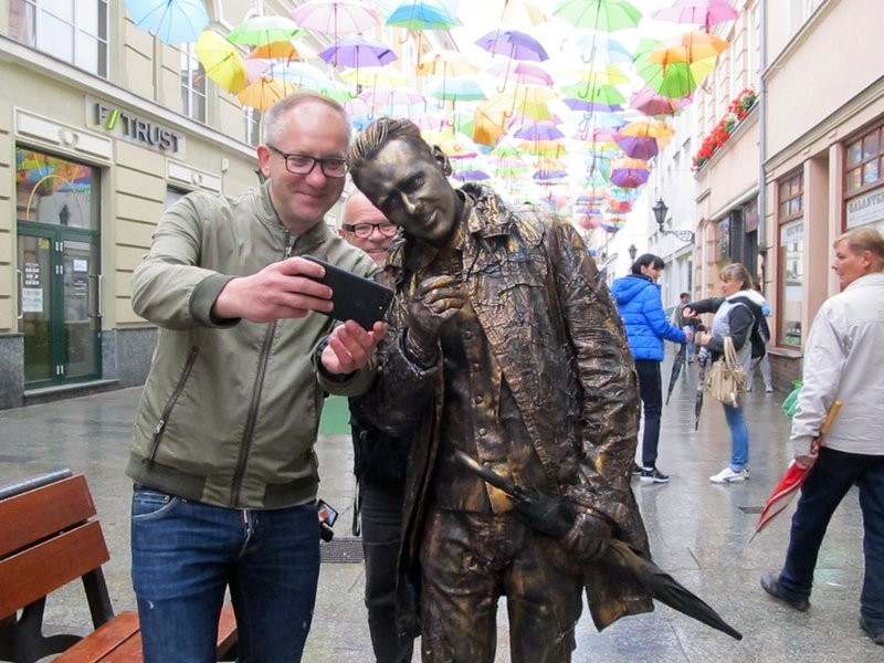 Grochowiak chodzi po Lesznie (zdjęcia)