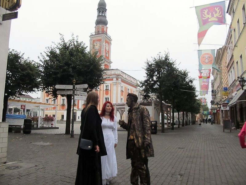 Grochowiak chodzi po Lesznie (zdjęcia)