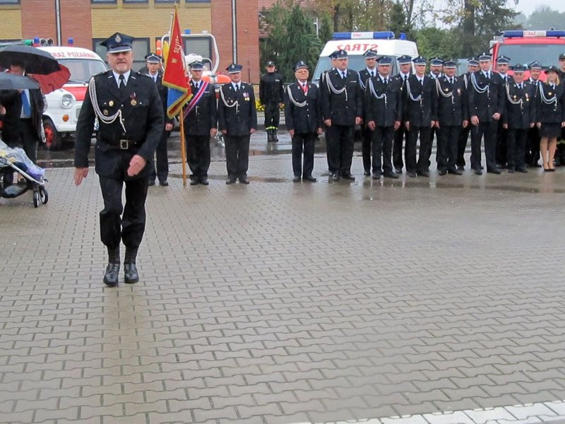 Deszczowy jubileusz strażaków (zdjęcia)