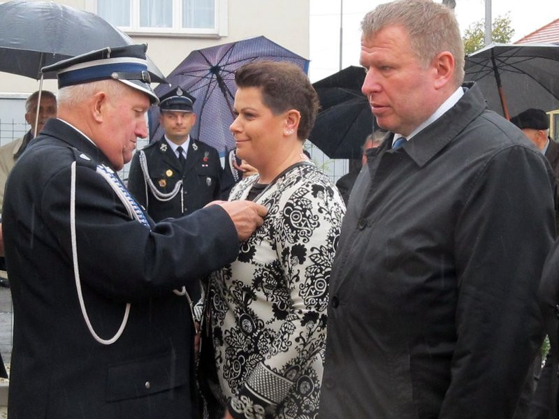 Deszczowy jubileusz strażaków (zdjęcia)