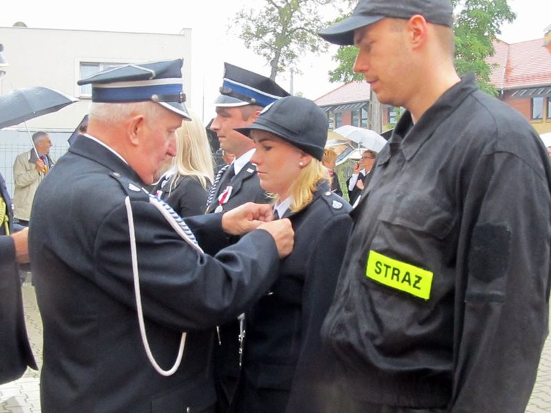 Deszczowy jubileusz strażaków (zdjęcia)