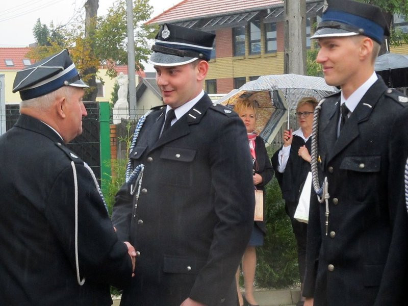 Deszczowy jubileusz strażaków (zdjęcia)