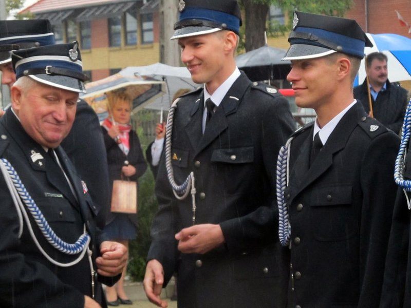 Deszczowy jubileusz strażaków (zdjęcia)