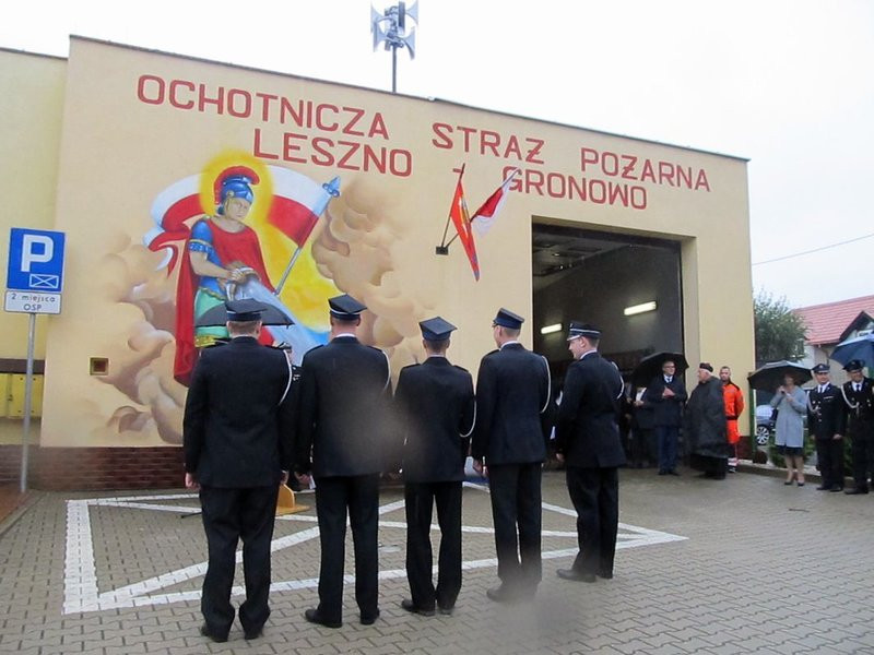 Deszczowy jubileusz strażaków (zdjęcia)