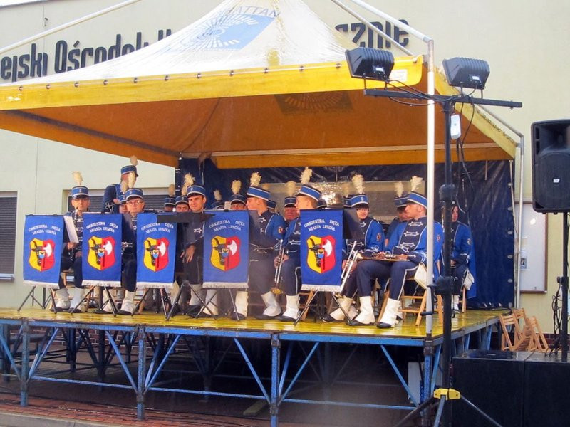 Deszczowy jubileusz strażaków (zdjęcia)