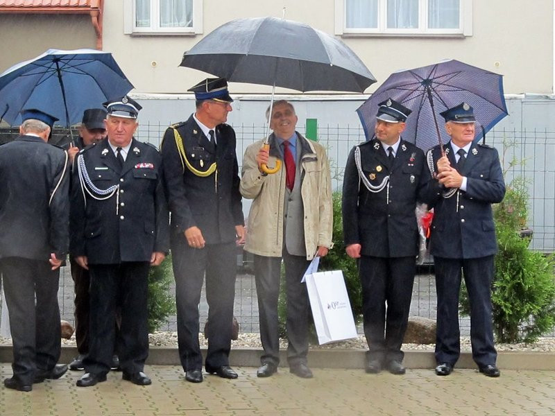 Deszczowy jubileusz strażaków (zdjęcia)