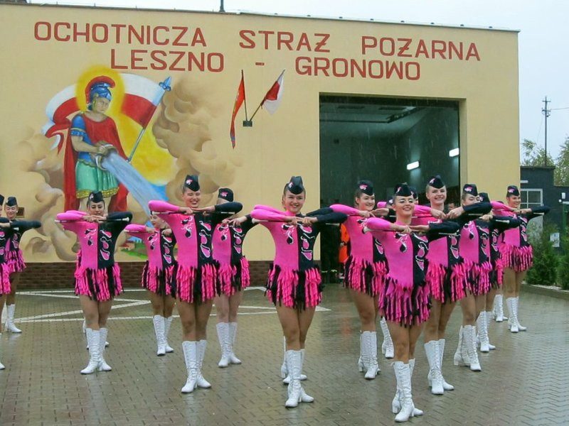 Deszczowy jubileusz strażaków (zdjęcia)