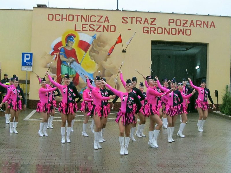 Deszczowy jubileusz strażaków (zdjęcia)