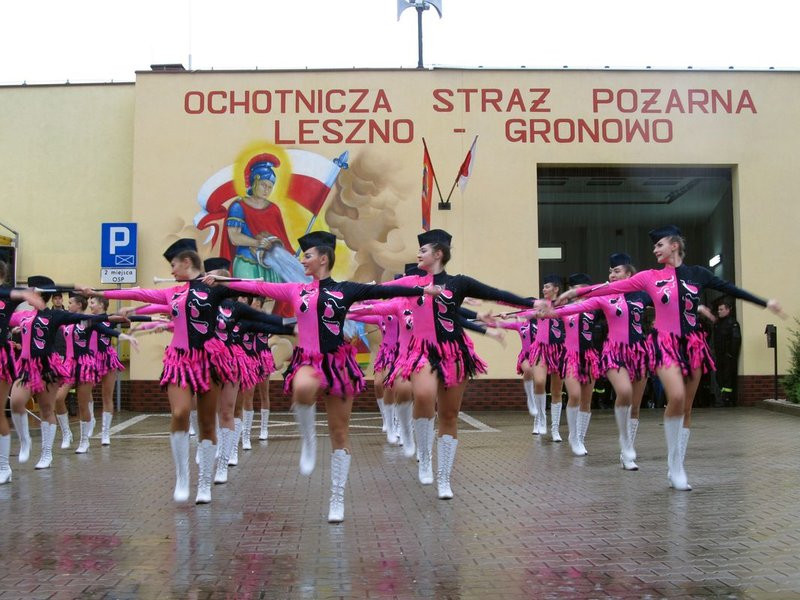 Deszczowy jubileusz strażaków (zdjęcia)