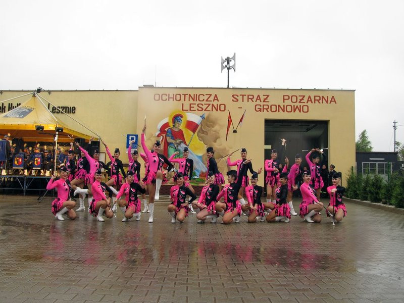 Deszczowy jubileusz strażaków (zdjęcia)