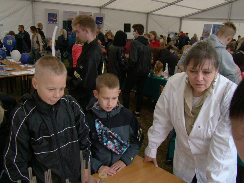 Dzieci są ciekawe świata (zdjęcia)