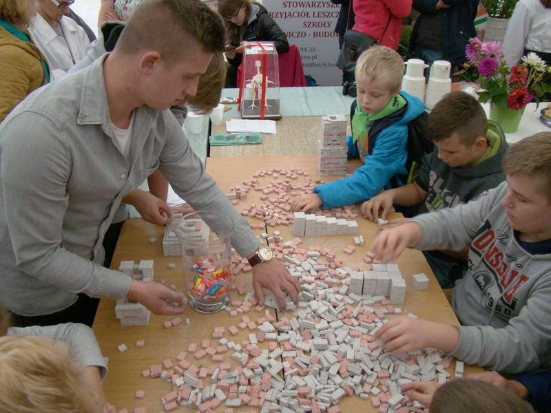 Dzieci są ciekawe świata (zdjęcia)