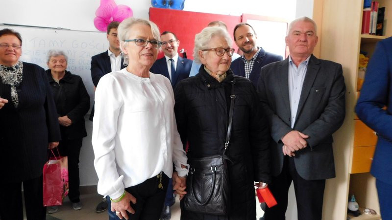 Przecięcie wstęgi w Echo