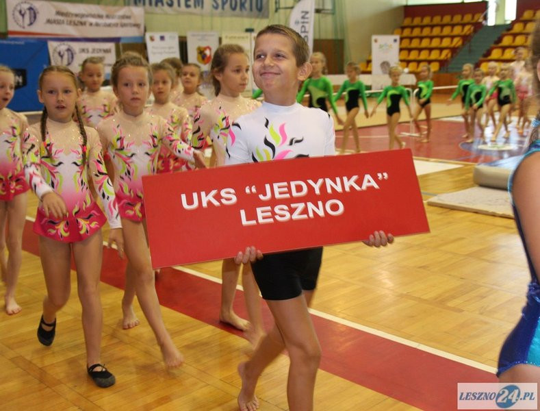 Akrobatyka sportowa w Trapezie (zdjęcia)