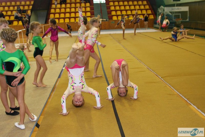 Akrobatyka sportowa w Trapezie (zdjęcia)