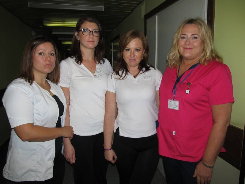 Rezydenci odeszli od łóżek pacjentów. Rozpoczęli protest (zdjęcia)